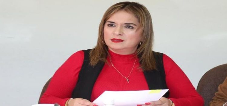 Solicita licencia al cargo, Yolanda Cepeda