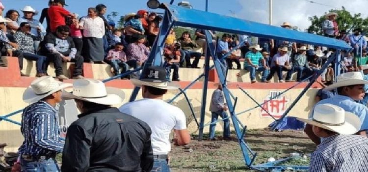 Accidente en jaripeo con 20 heridos en San Luis Potosí