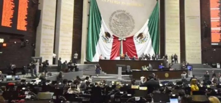 Van 467 diputados y 88 senadores por la reelección