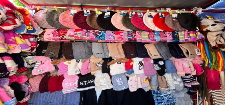 Por frío aumenta un 50% la venta de ropa invernal en Soledad