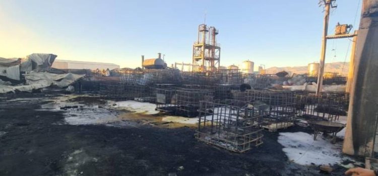 A causa de un incendio, se clausura una empresa de químicos en la Zona Industrial de SLP