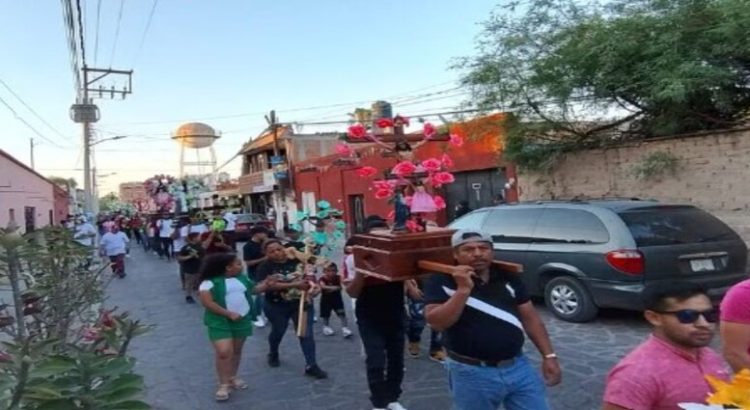 Tradición centenaria de procesión de los Cristos en San Luis Potosí