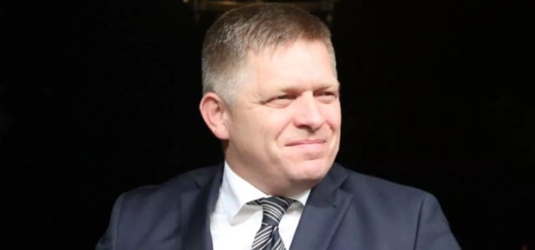 Tiroteo en Eslovaquia: primer ministro Robert Fico gravemente herido