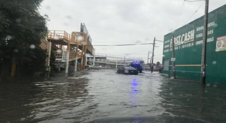 Horas de lluvias desatan caos en San Luis Potosí