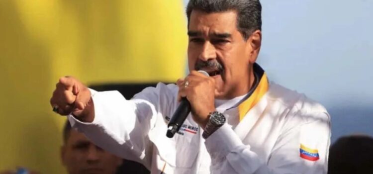 Maduro «rompe relaciones» con WhatsApp