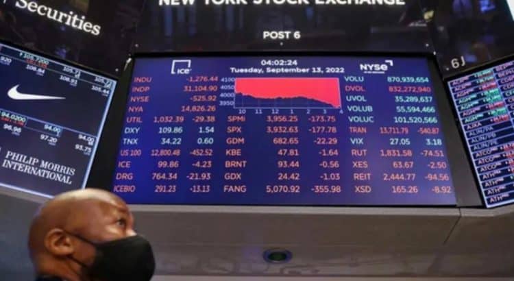 Cae acción de Tesla en Wall Street