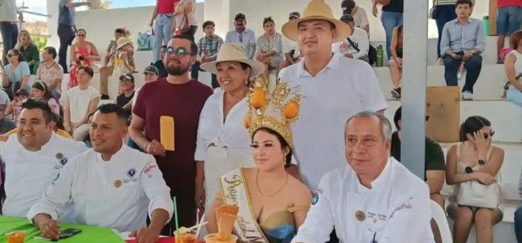 Premian a los ganadores de los concursos gastronómicos en la Feria del Mango 2025