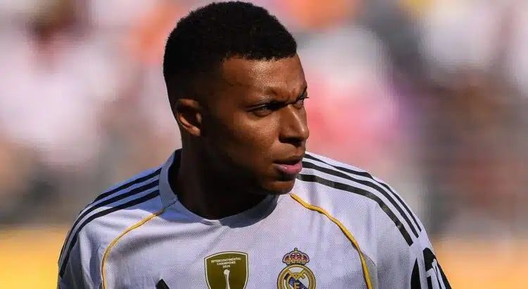 Mbappé se mide al PSG por primera vez tras su marcha: el ‘triángulo’ amoroso se cierra en Nueva Jersey Mbappé se mide al PSG por primera vez tras su marcha: el ‘triángulo’ amoroso se cierra en Nueva Jersey