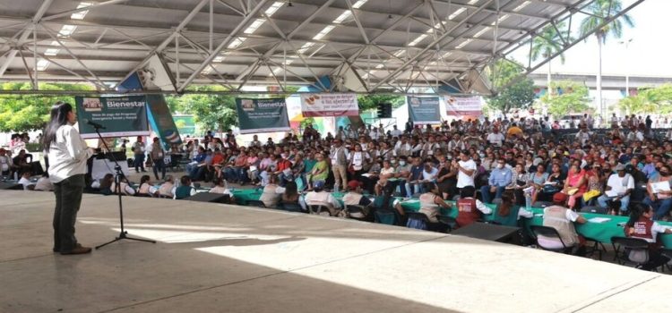 En los estados de Veracruz, Puebla, Querétaro y San Luis Potosí da inicio la entrega del primer apoyo a personas afectadas por las lluvias