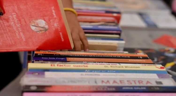 San Luis Potosí, regala un libro en el aniversario de la ciudad San Luis Potosí, regala un libro en el aniversario de la ciudad