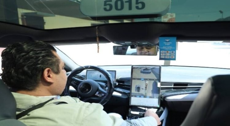 El primer taxi totalmente eléctrico en San Luis Potosí