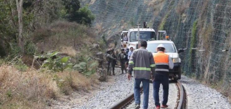 Investiga FGR causas del descarrilamiento del Tren del Corredor Interoceánico