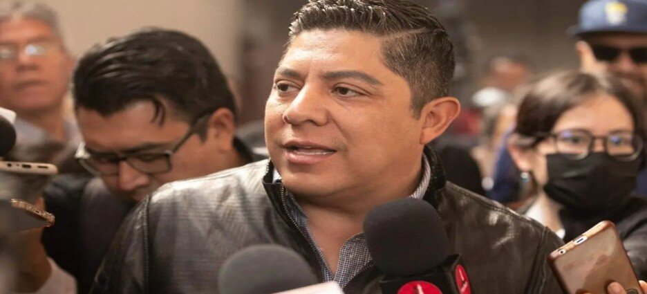El gobernador Ricardo Gallardo da año y medio de vida a la mencionada “herencia maldita”